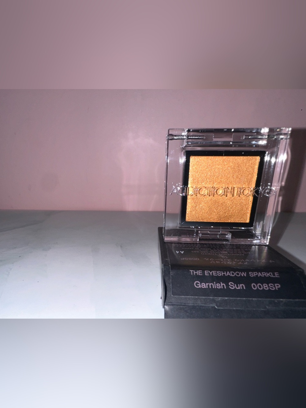 Addiction Tokyo eyeshadow sparkle in Garnish Sun